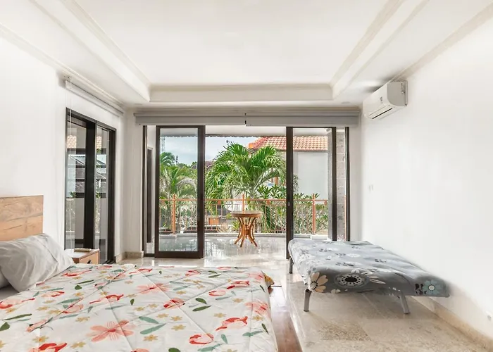 Large With Pool Walking Distance To بيت ضيافة 3*